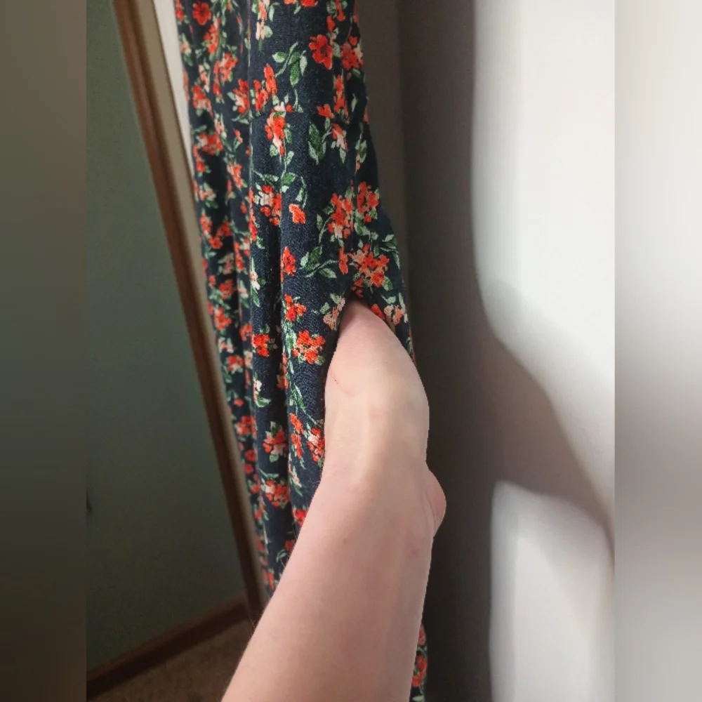 Old Navy Linen Mini Dress Small Ditsy Floral Smocked Cottage Preppy Americana - Picture 5 of 16